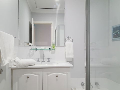 Palm Beach Bed & Breakfast - Accommodation Rockhampton 6