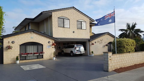 Palm Beach Bed & Breakfast - Accommodation Rockhampton 38