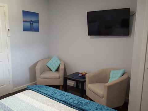 Palm Beach Bed & Breakfast - Accommodation Rockhampton 3