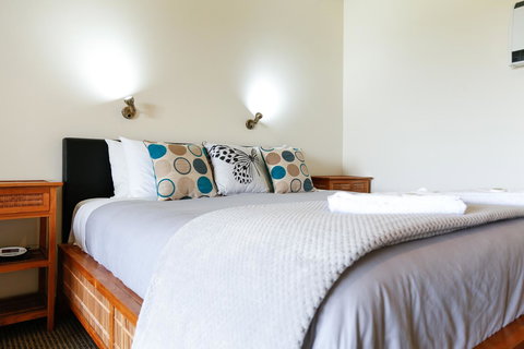 Karri Aura - Accommodation Rockhampton 0