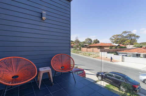 Sunset Place Apartments - Accommodation Rockhampton 19