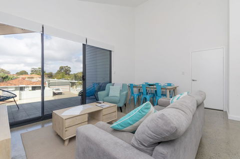 Sunset Place Apartments - Accommodation Rockhampton 41