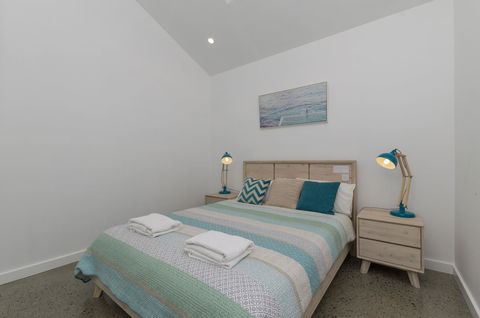 Sunset Place Apartments - Accommodation Rockhampton 37