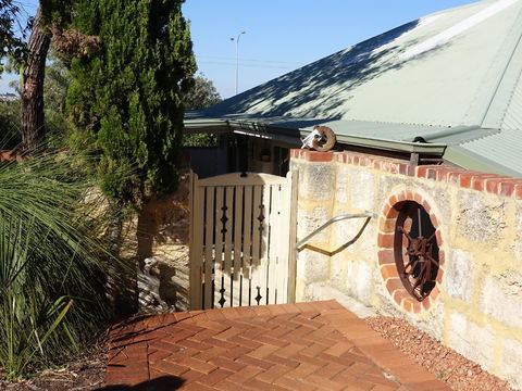 The Blacksmiths Cottage - Accommodation Rockhampton 20
