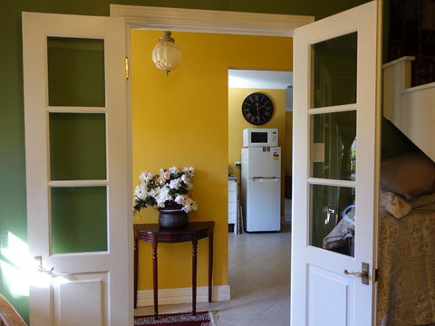 The Blacksmiths Cottage - Accommodation Rockhampton 6