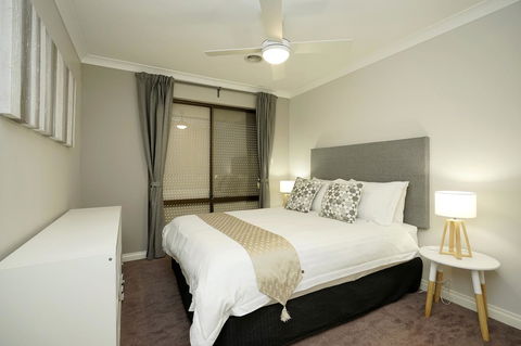 Marcus Villa Booragoon - Accommodation Rockhampton 11