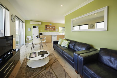 Albany Harbourside Apartments And Houses - Accommodation Rockhampton 44