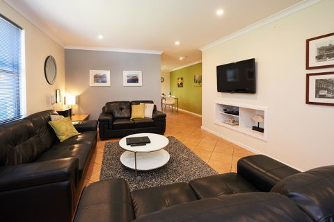 Albany Harbourside Apartments And Houses - Accommodation Rockhampton 10