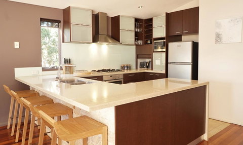Central Avenue Apartments - Accommodation Rockhampton 7