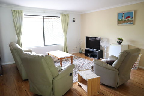 Cockburn Retreat Home æŸæ–¯æ‚ é–’æ°‘å®¿ - Accommodation Rockhampton 13