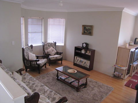 Ocean View Retreat - Accommodation Rockhampton 9