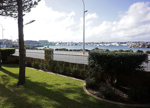Oceanside 8 - Accommodation Rockhampton 17