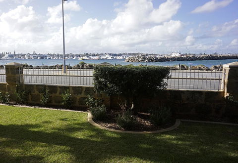 Oceanside 8 - Accommodation Rockhampton 18