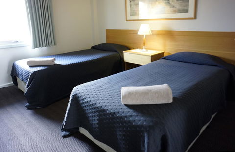 Oceanside 8 - Accommodation Rockhampton 10