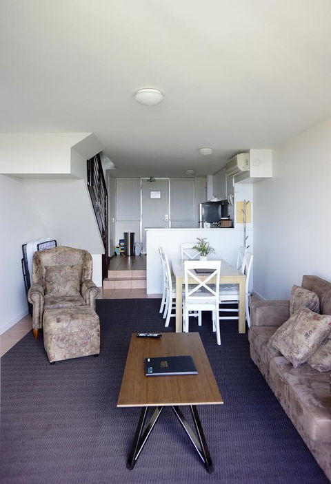 Oceanside 8 - Accommodation Rockhampton 0