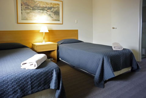 Oceanside 8 - Accommodation Rockhampton 11
