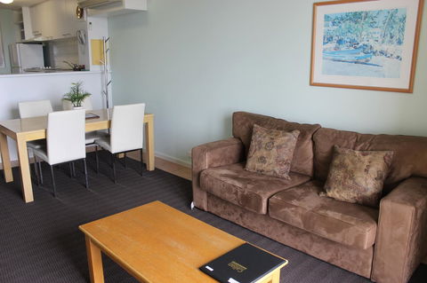 Oceanside 8 - Accommodation Rockhampton 4