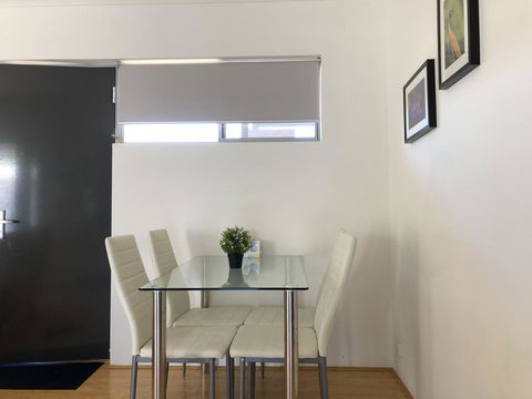 Gerring Court With Free 1 Car Bay Parking - Accommodation Rockhampton 15