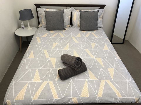 Gerring Court With Free 1 Car Bay Parking - Accommodation Rockhampton 4