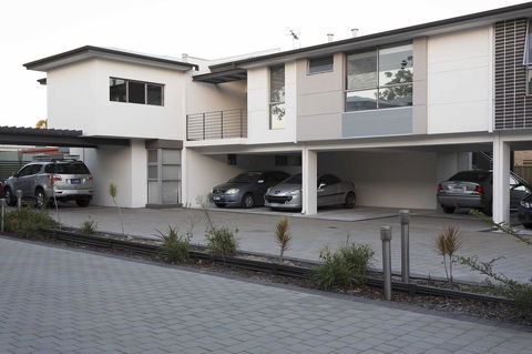 Gerring Court With Free 1 Car Bay Parking - Accommodation Rockhampton 17