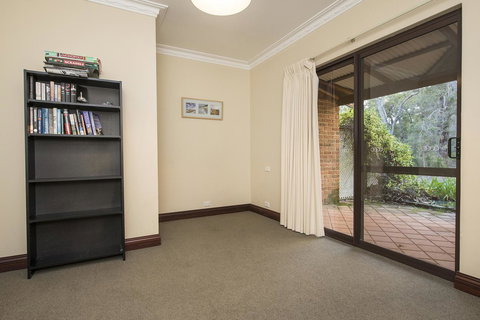 A Hidden Bush Delight - Accommodation Rockhampton 21