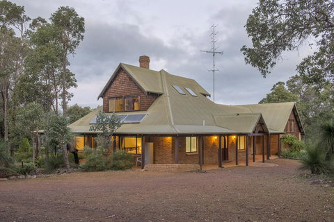 A Hidden Bush Delight - Accommodation Rockhampton 0