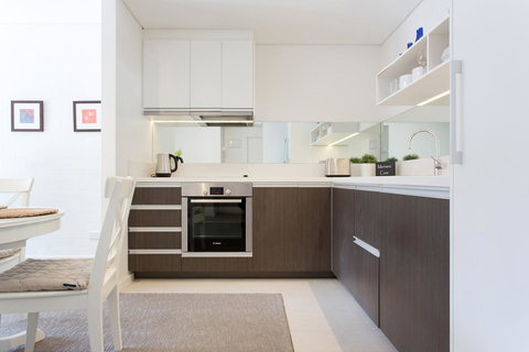 Beachside Living - South Fremantle - Accommodation Rockhampton 11