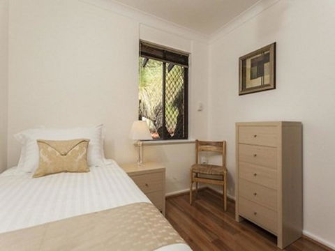 Attadale Excutive Villa - Accommodation Rockhampton 8