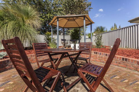 Attadale Excutive Villa - Accommodation Rockhampton 6