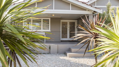 Leisurely Manor - Spacious Three Bedroom Home In Fremantle - Accommodation Rockhampton 0