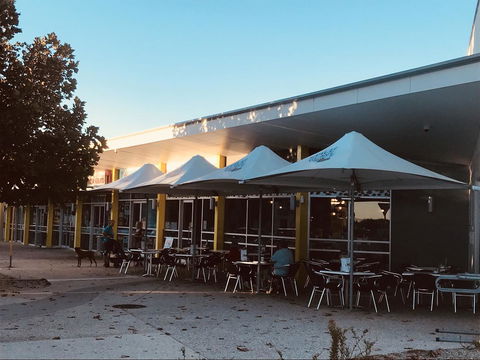 Beach House At SeaScapes.. - Accommodation Rockhampton 35