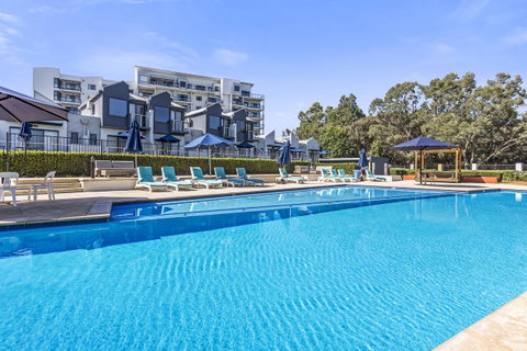 508 Stupendous Sunsets & Views Pool Gym Parking - Accommodation Rockhampton 30