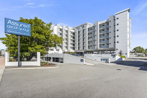 508 Stupendous Sunsets & Views Pool Gym Parking - Accommodation Rockhampton 37