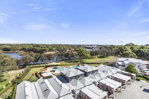 508 Stupendous Sunsets & Views Pool Gym Parking - Accommodation Rockhampton 33