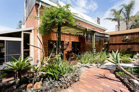 Monument Hill Townhouse - Fremantle - Accommodation Rockhampton 23
