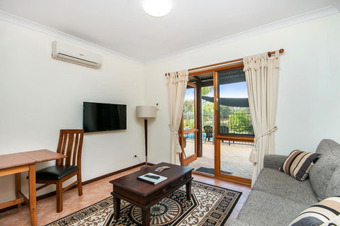 Coranda Lodge - Accommodation Rockhampton 22