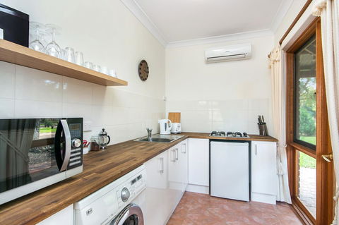 Coranda Lodge - Accommodation Rockhampton 23