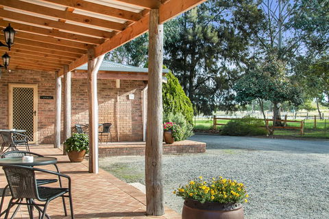 Coranda Lodge - Accommodation Rockhampton 24