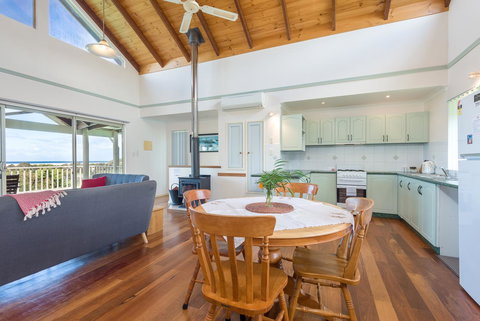 Surfside Ocean Beach Denmark Holiday Accommodation - Accommodation Rockhampton 21