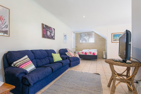 Surfside Ocean Beach Denmark Holiday Accommodation - Accommodation Rockhampton 13