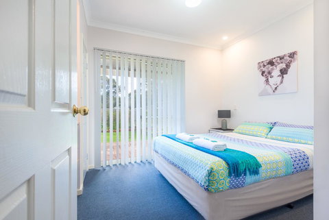 Surfside Ocean Beach Denmark Holiday Accommodation - Accommodation Rockhampton 12