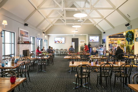 Nightcap At The Ship Inn - Accommodation Rockhampton 39