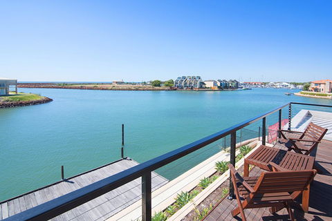 Oceans Edge - Busselton - Accommodation Rockhampton 1