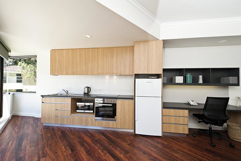 St Catherine\'s On Park - Accommodation Rockhampton 3