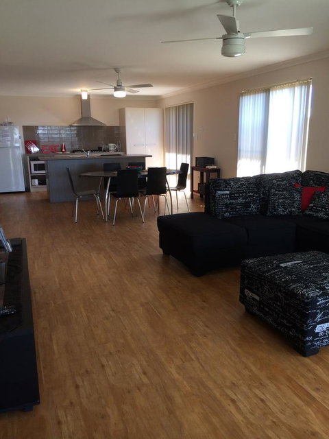 Portree On Sea - Kalbarri - Accommodation Rockhampton 2