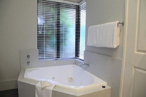 Vintages Accommodation - Accommodation Rockhampton 6
