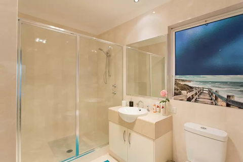 Sorrento Beach Manor - Accommodation Rockhampton 21