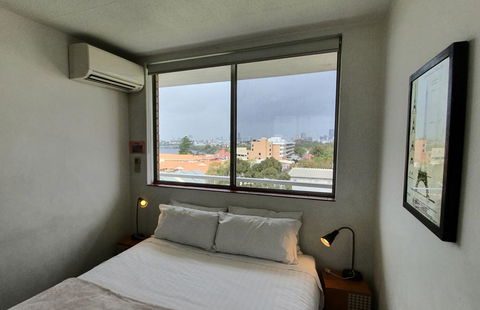 Lawley Luxury Views - Perth City, Swan River - Accommodation Rockhampton 12