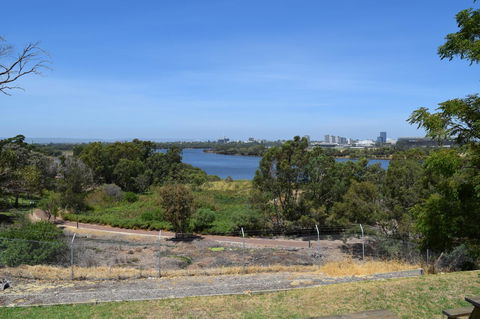 Lawley Luxury Views - Perth City, Swan River - Accommodation Rockhampton 32