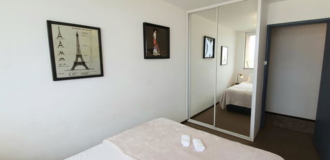 Lawley Luxury Views - Perth City, Swan River - Accommodation Rockhampton 11